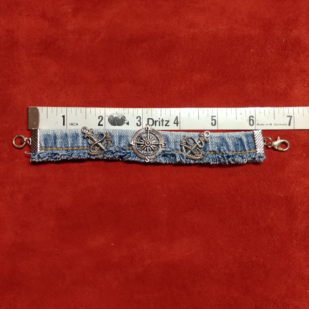 Rose Compass Bracelet - Picture 5 of 5